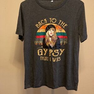 Vintage-Inspired Graphic Tee‎ in Charcoal
